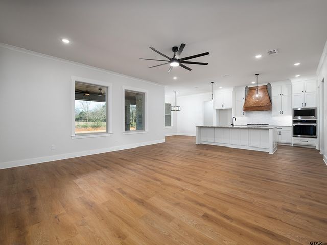 356 Heritage Way, Bullard, TX 75757