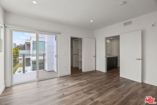 1830 Selby 105, Los Angeles, CA 90025