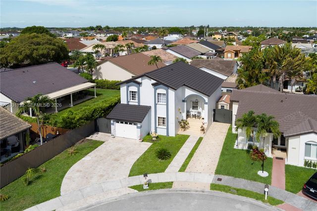 1084 SW 142nd Pl, Miami, FL 33184