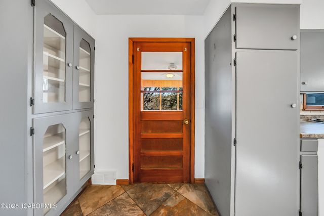 222 INDIAN MEADOW DRIVE, Jefferson City, MO 65101