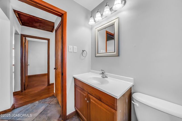 222 INDIAN MEADOW DRIVE, Jefferson City, MO 65101