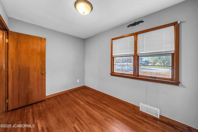 222 INDIAN MEADOW DRIVE, Jefferson City, MO 65101