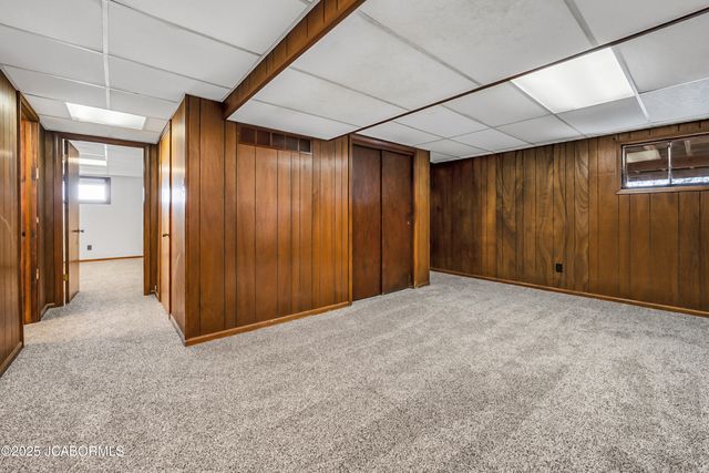 222 INDIAN MEADOW DRIVE, Jefferson City, MO 65101