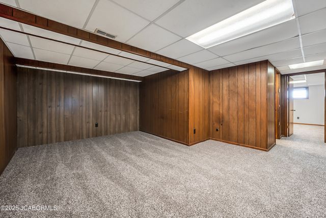 222 INDIAN MEADOW DRIVE, Jefferson City, MO 65101