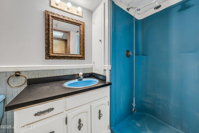 222 INDIAN MEADOW DRIVE, Jefferson City, MO 65101