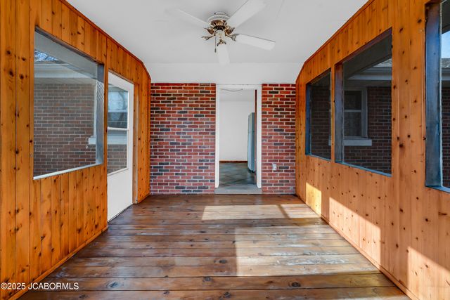 222 INDIAN MEADOW DRIVE, Jefferson City, MO 65101