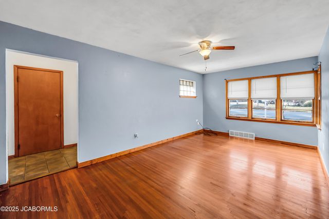 222 INDIAN MEADOW DRIVE, Jefferson City, MO 65101