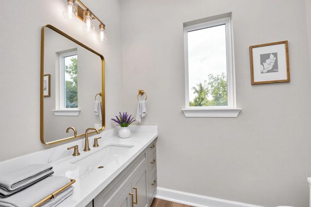 1603 Sylvester Road, Houston, TX 77009