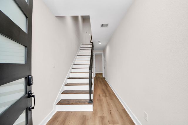 1603 Sylvester Road, Houston, TX 77009