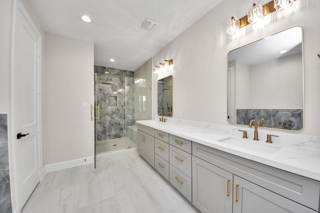 1603 Sylvester Road, Houston, TX 77009