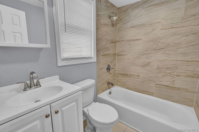 75 2nd Avenue, East Rockaway, NY 11518