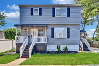 75 2nd Avenue, East Rockaway, NY 11518