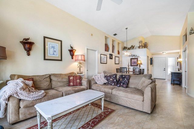 2730 Linkside Drive, Wellington, FL 33414