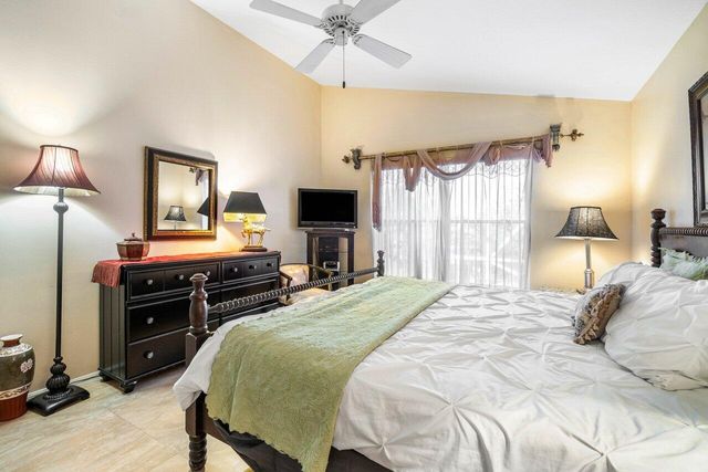 2730 Linkside Drive, Wellington, FL 33414