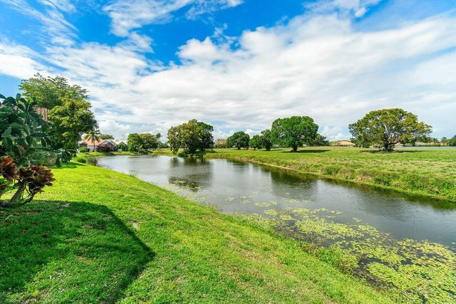 2730 Linkside Drive, Wellington, FL 33414