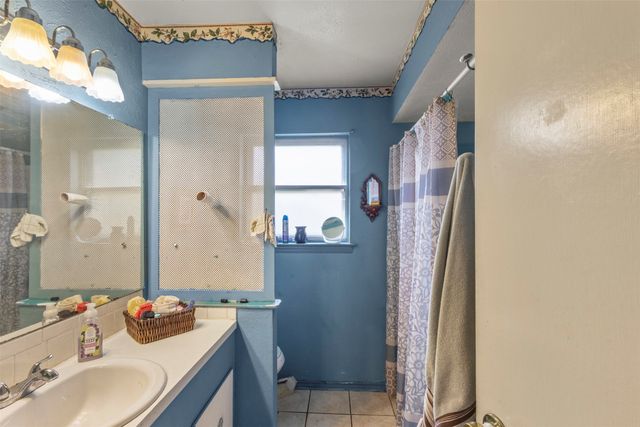 4513 Colgate Lane, Garland, TX 75042