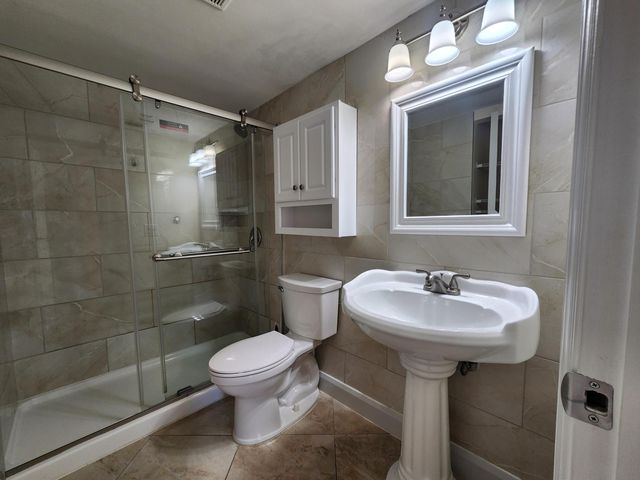 310 Knotty Pine Circle A-1, Greenacres, FL 33463