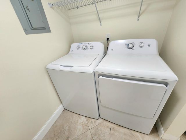 310 Knotty Pine Circle A-1, Greenacres, FL 33463