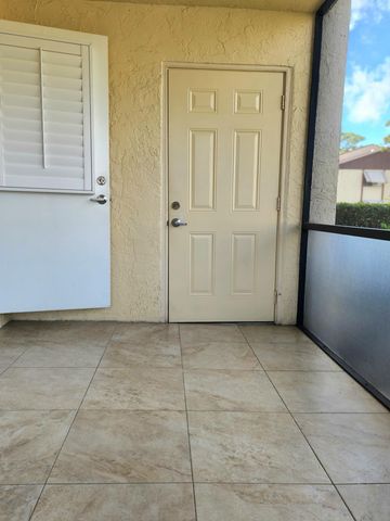 310 Knotty Pine Circle A-1, Greenacres, FL 33463