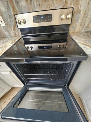 310 Knotty Pine Circle A-1, Greenacres, FL 33463