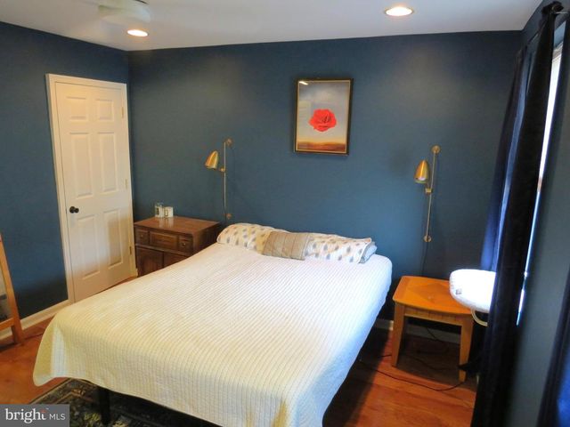 1424 S ORIANNA ST, Philadelphia, PA 19147