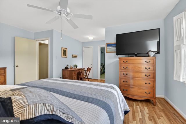 8216 INVERNESS HOLLOW TER, Potomac, MD 20854