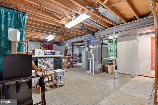 8216 INVERNESS HOLLOW TER, Potomac, MD 20854