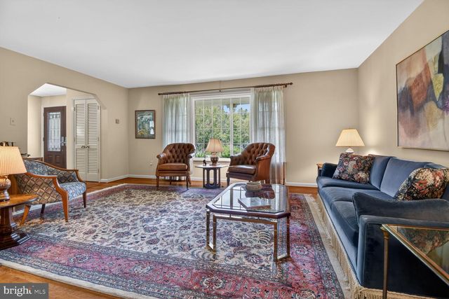 8216 INVERNESS HOLLOW TER, Potomac, MD 20854
