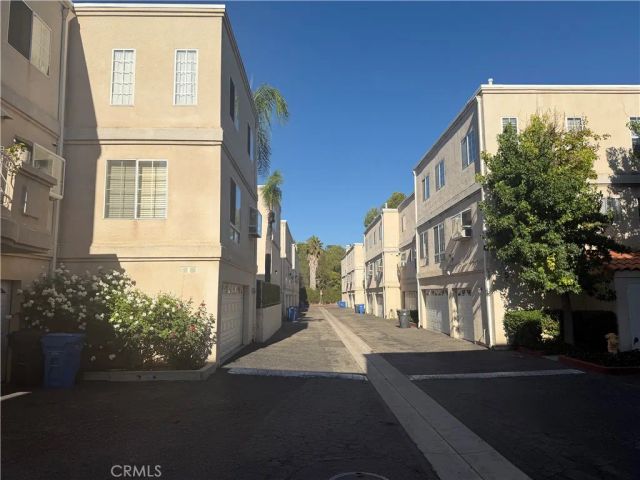 5340 Las Virgenes 10, Calabasas, CA 91302