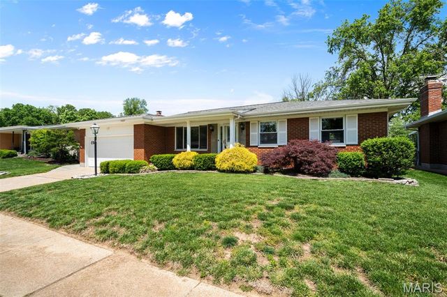 657 Damascus Drive, St Louis, MO 63125
