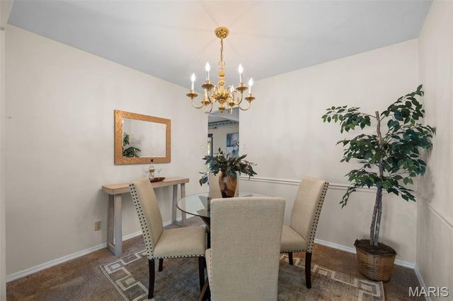 657 Damascus Drive, St Louis, MO 63125