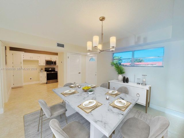 411 S Hollybrook Drive 305, Pembroke Pines, FL 33025
