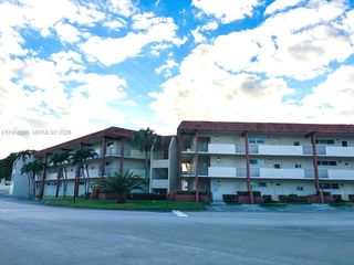 411 S Hollybrook Drive 305, Pembroke Pines, FL 33025