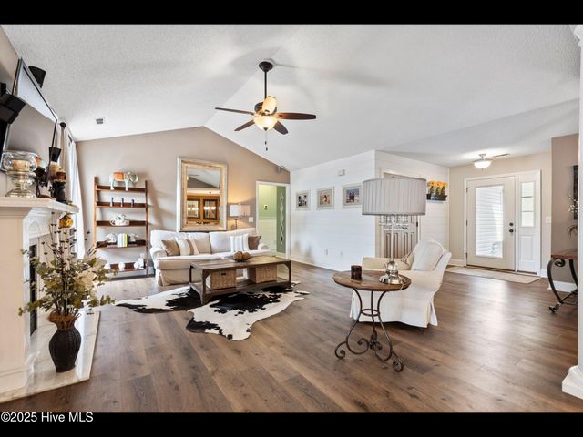 1204 Maple Ridge Road, Wilmington, NC 28411