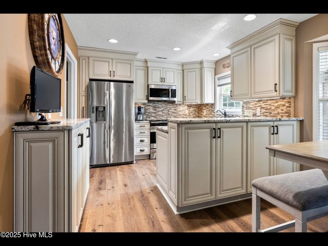 1204 Maple Ridge Road, Wilmington, NC 28411