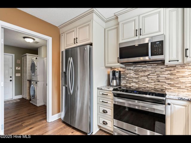 1204 Maple Ridge Road, Wilmington, NC 28411