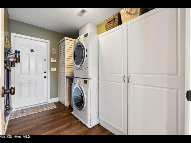 1204 Maple Ridge Road, Wilmington, NC 28411