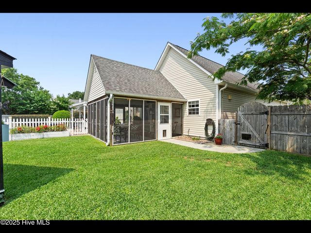 1204 Maple Ridge Road, Wilmington, NC 28411