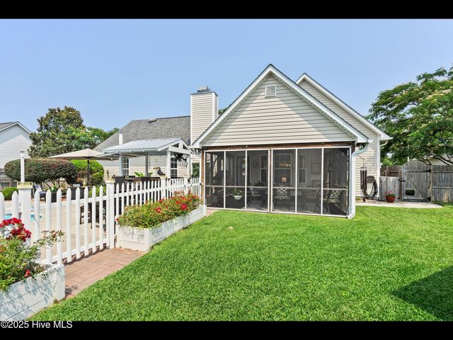 1204 Maple Ridge Road, Wilmington, NC 28411