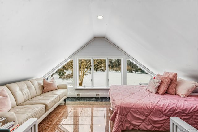 19 Frost Creek Drive, Locust Valley, NY 11560