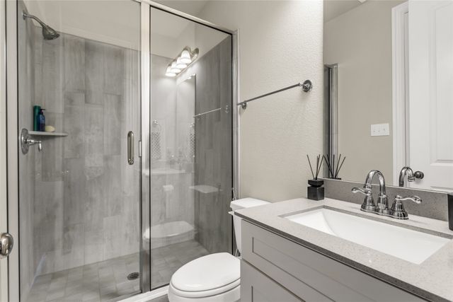 645 Hutchinson Drive, Lewisville, TX 75077