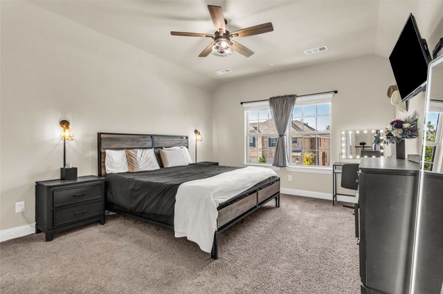 645 Hutchinson Drive, Lewisville, TX 75077