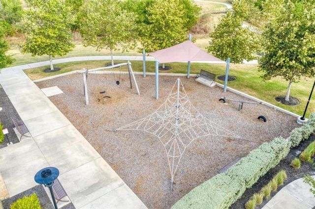 104 Hedge Green HOLW, Hutto, TX 78634
