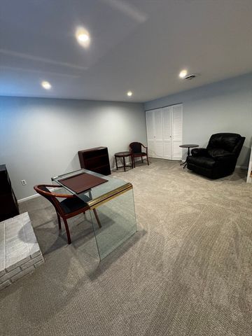 255 North Rd 44, Chelmsford, MA 01824