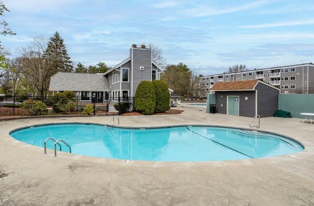 255 North Rd 44, Chelmsford, MA 01824