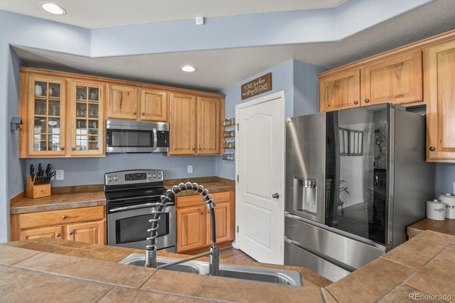 17945 E 104th Place B, Commerce City, CO 80022