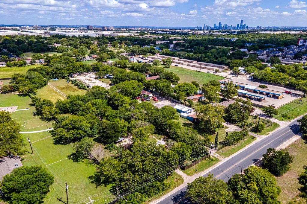 4904 Nuckols Crossing RD, Austin, TX 78744