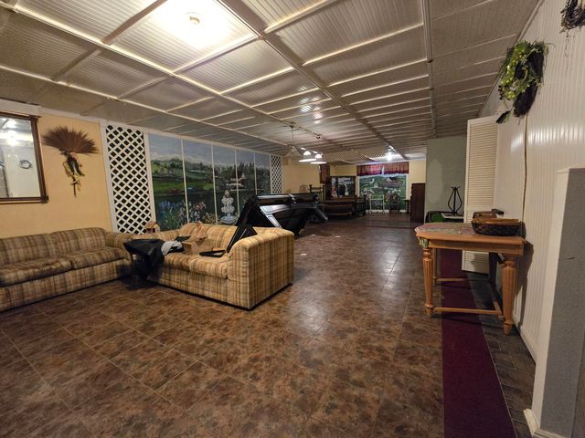 34 Ross Jones Road, Whitley City, KY 42653