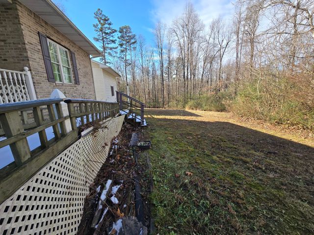 34 Ross Jones Road, Whitley City, KY 42653