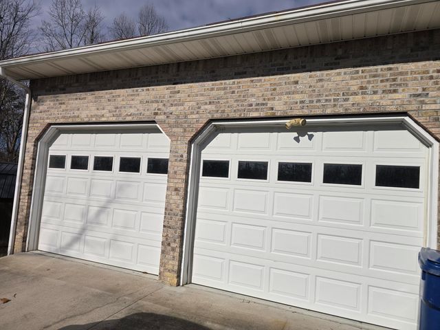 34 Ross Jones Road, Whitley City, KY 42653